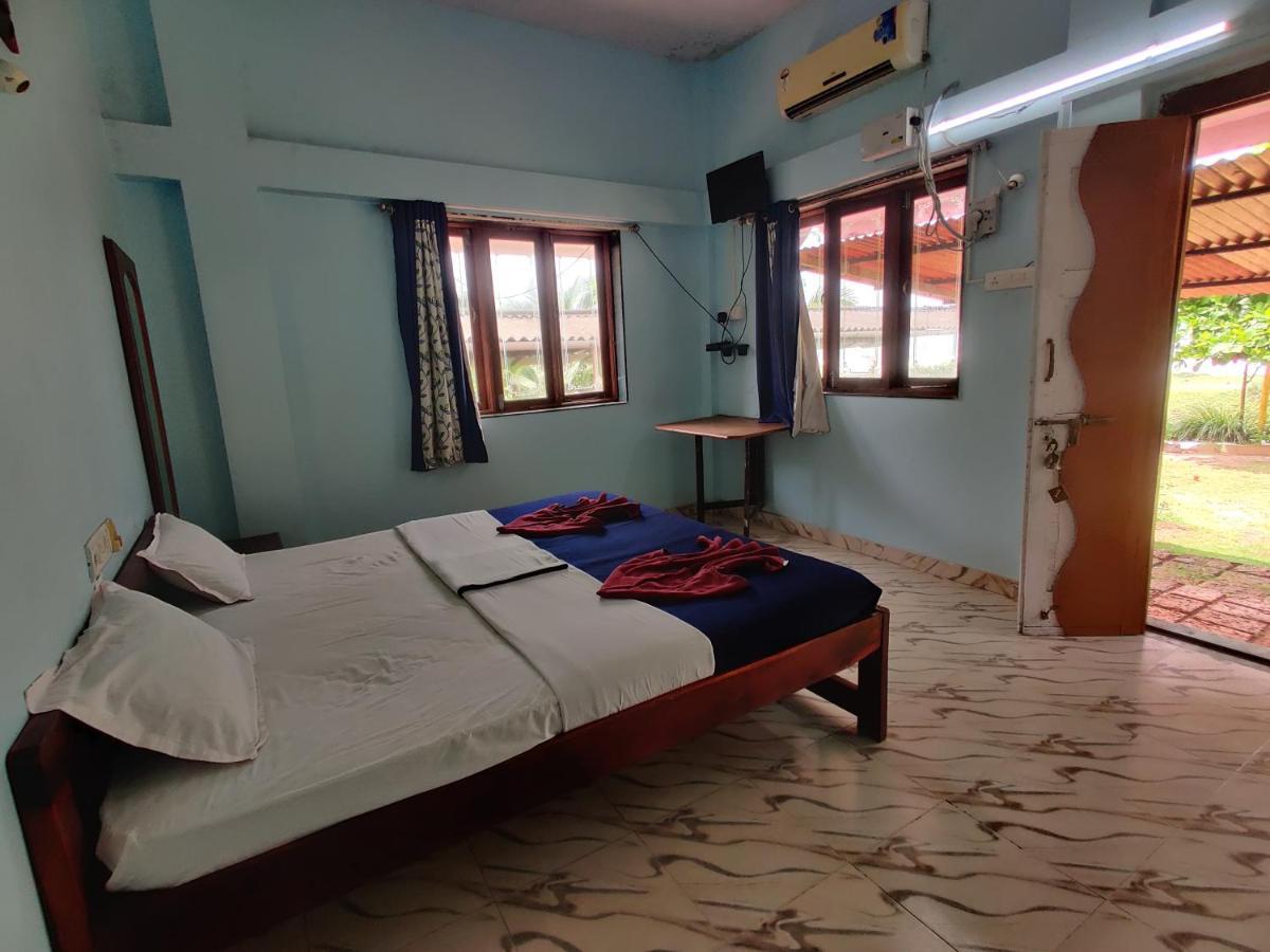 Mermaid Beach Resorts Vengurla ภายนอก รูปภาพ